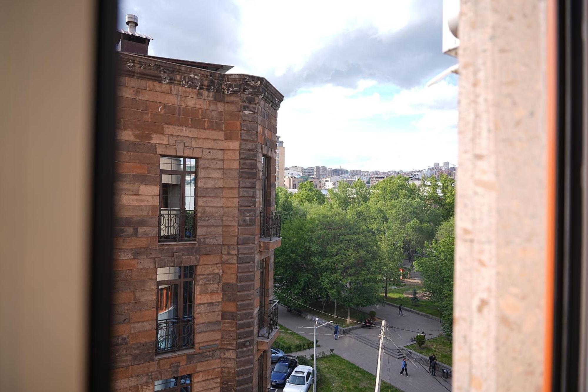 Sweet Home Apart-Hotel Erevan Esterno foto